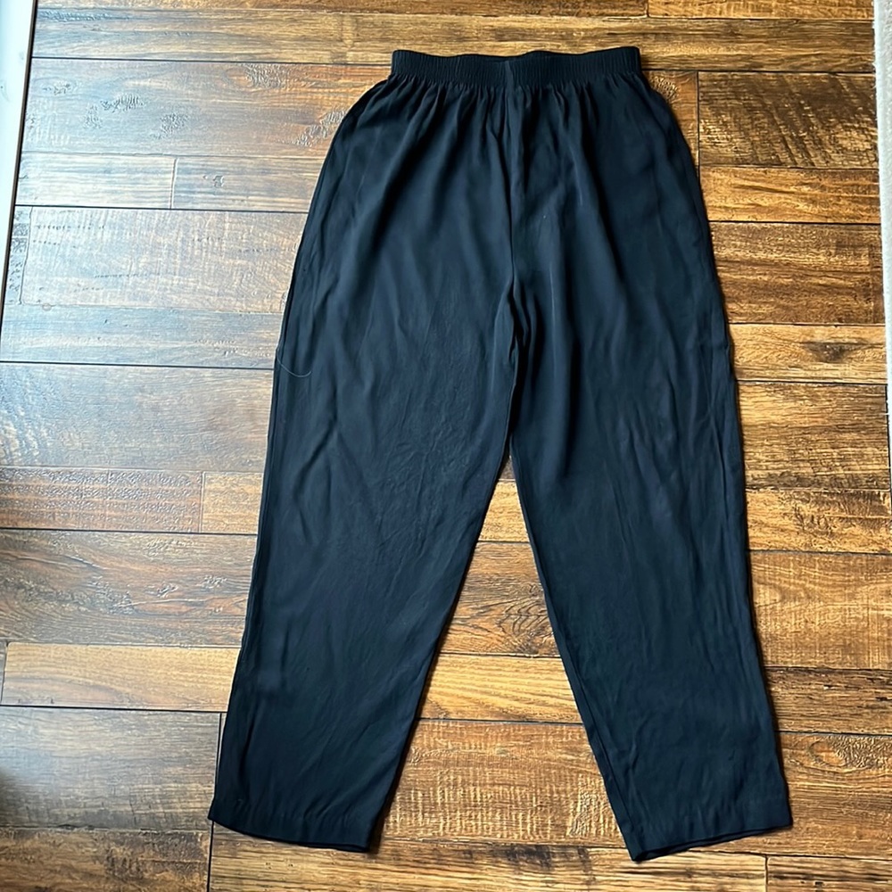 Briggs Petite elastic waist straight leg pants